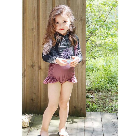 Girl's Clothing 01 / XL Swimming Suits